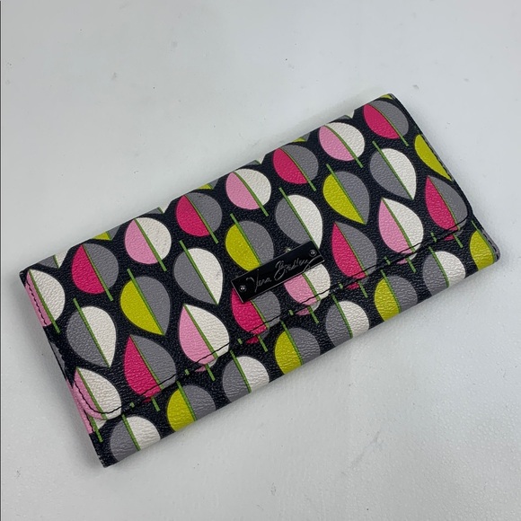 Vera Bradley Moon Drops Pink and Green Pattern wallet Magnet Close ID pocket NEW - Picture 12 of 12